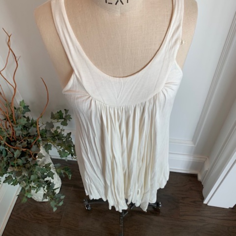 B'leev Women's Tunic Knit Top - Picture 6 of 6